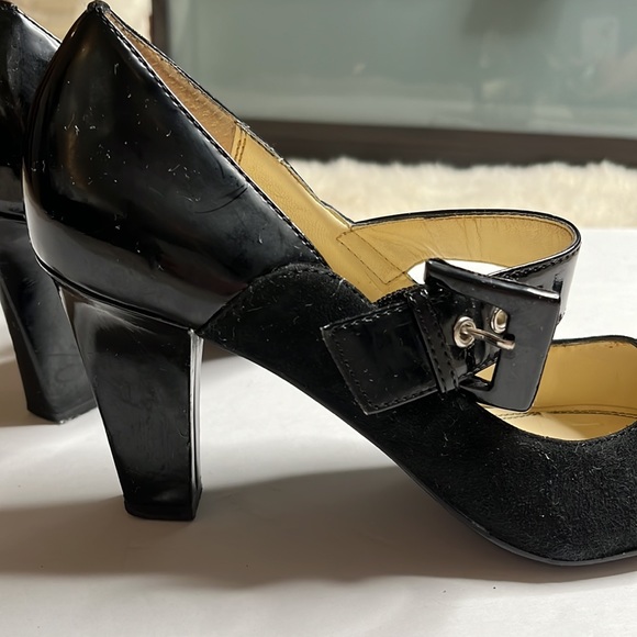 Franco Sarto Black Buckle Strap heels Size 8 - Picture 4 of 8